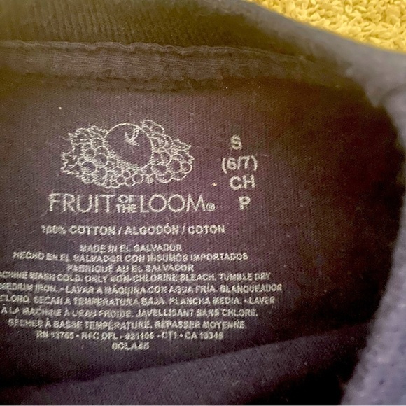 Fruit Of The Loom “Anything for SALENAS” Unisex Navy T-Shirt Small (6-7) EUC - Picture 4 of 5